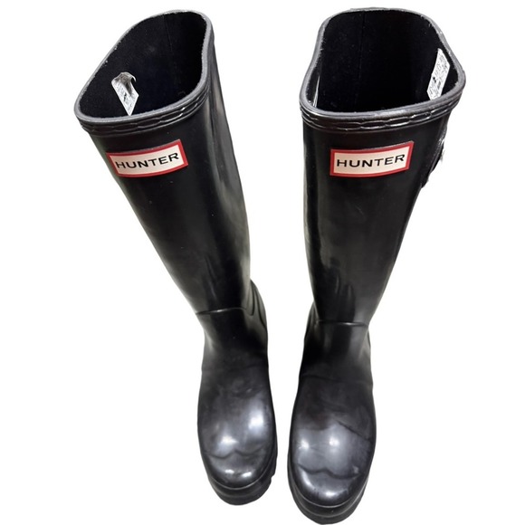 Hunter Women's Buckle Tall Gloss Rain Boots Solid Black Red Logo Size 7 NWOT - Picture 2 of 7